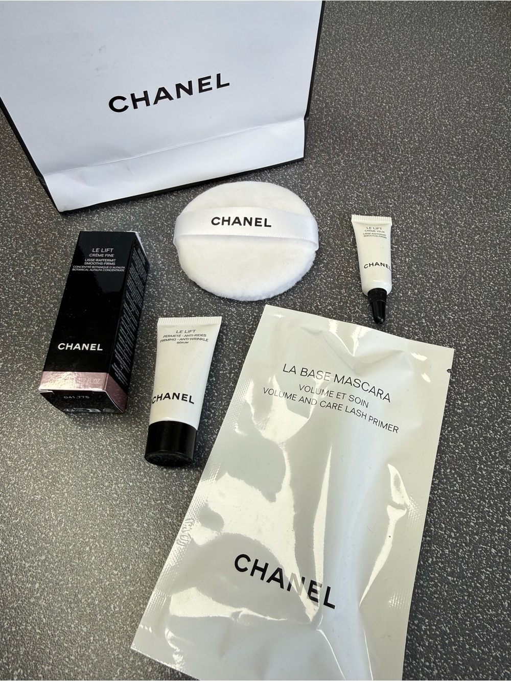 CHANEL skincare and lash primer set